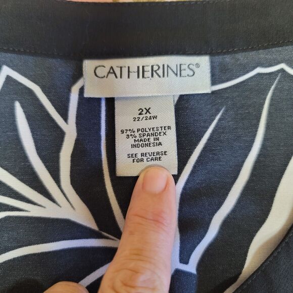 Catherines Long Sleeve Black & White Floral Print Plus Womens Size 2X - Picture 5 of 10